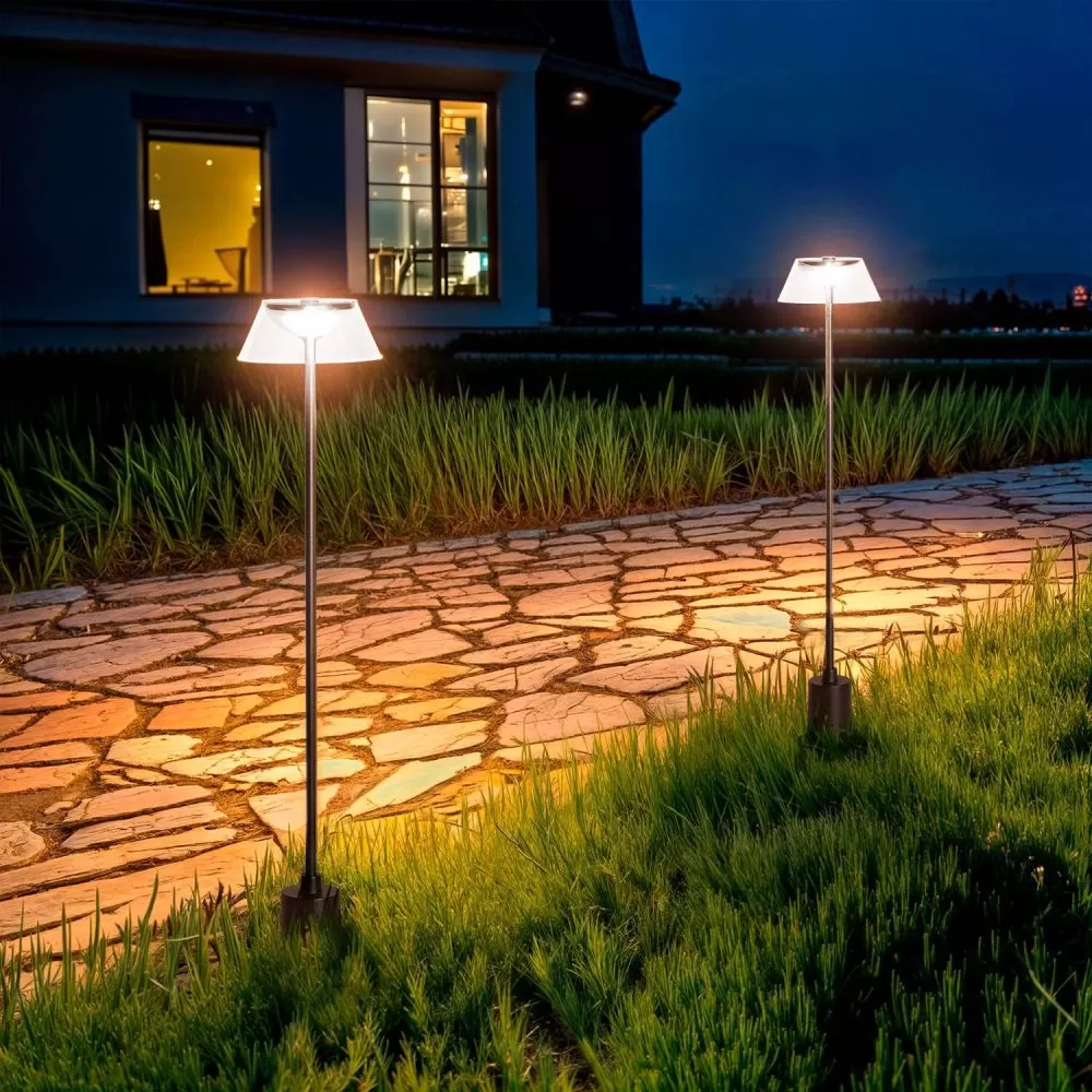 borne-exterieure-led-8w-noire-600-lumens-ip54