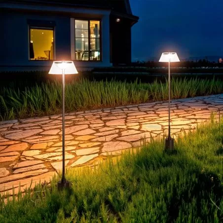 borne-exterieure-led-8w-noire-600-lumens-ip54