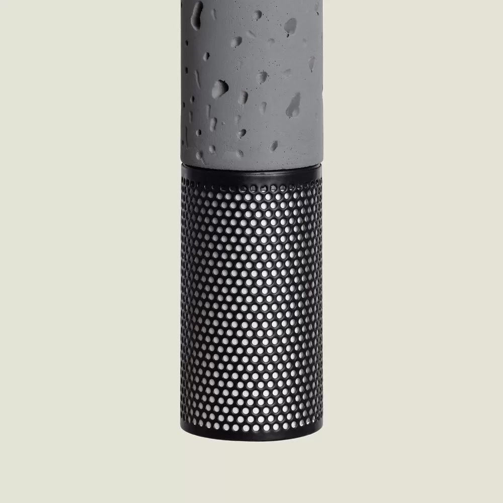 suspension-tube-ciment-et-metal-noir-culot-g9