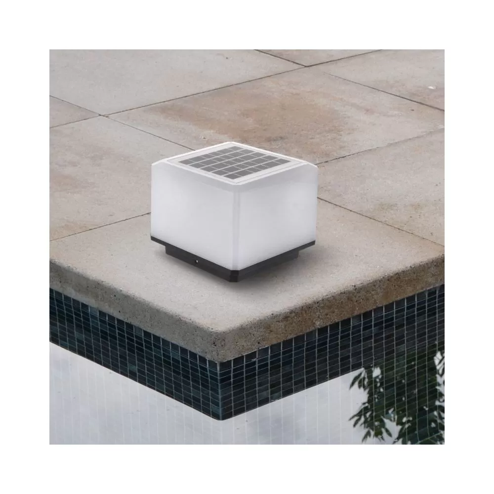 balise-plot-solaire-cube-led-cct-a-fixer-ou-a-poser