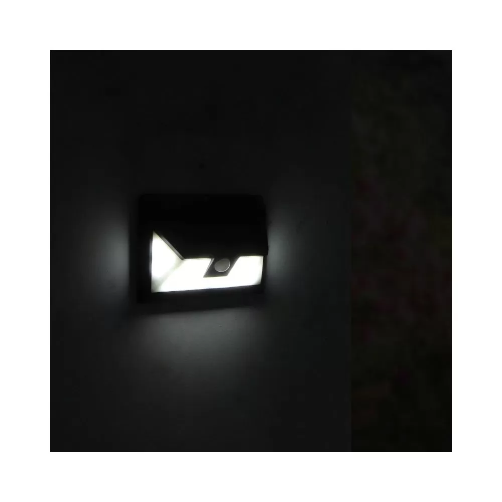 applique-led-solaire-detecteur-de-mouvement-10w-450lm