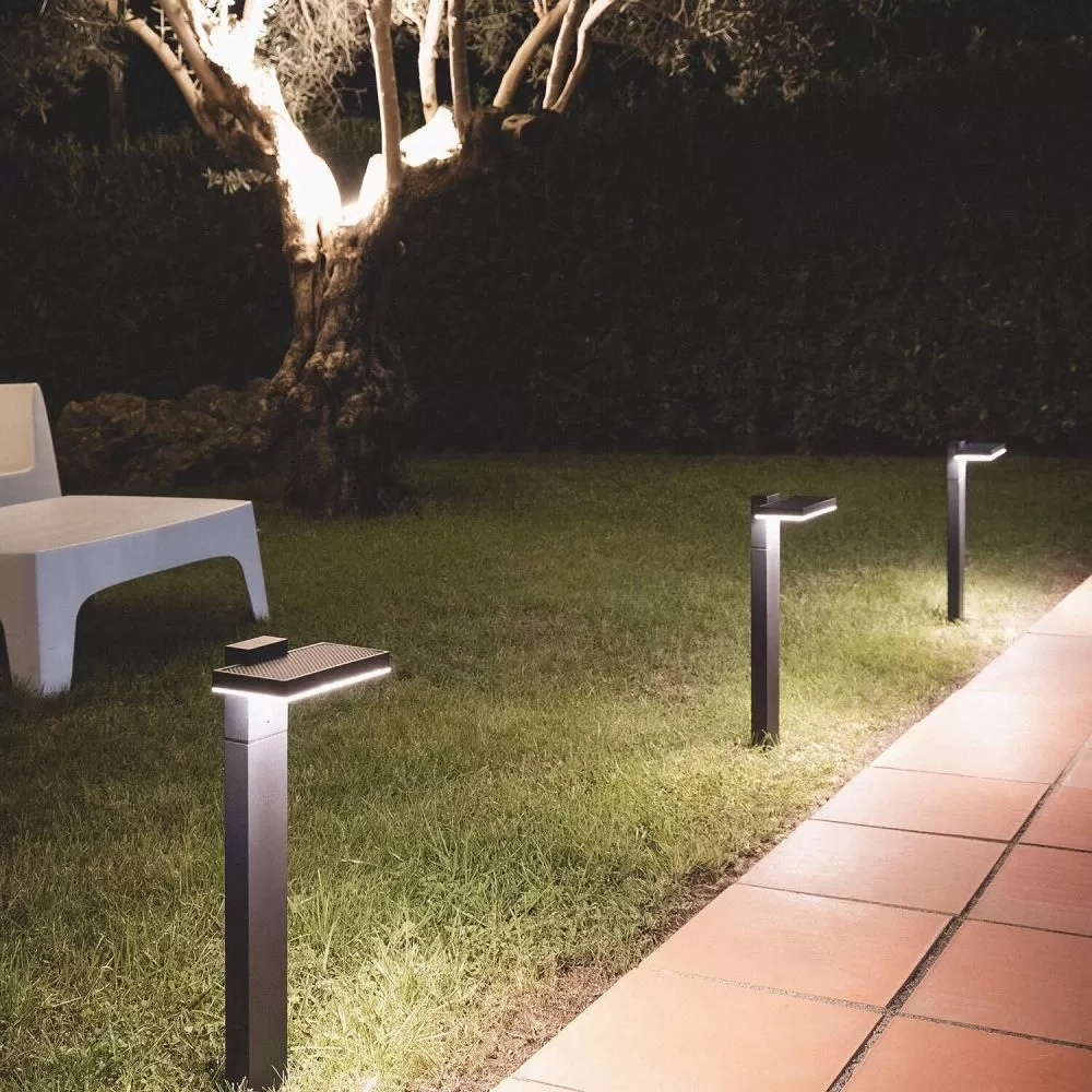 borne-led-solaire-detecteur-de-mouvement-50cm-ip44-300lm-3000k