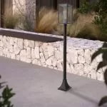 borne-potelet-exterieur-lanterne-100cm-noire-culot-e27