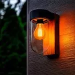 applique-solaire-noire-detecteur-de-mouvement-1w-led-100-lumens-3000k