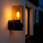 applique-murale-exterieure-detecteur-de-mouvement-noire-ip44-220v