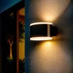 applique-exterieure-led-8w-noire-700-lumens-ip54