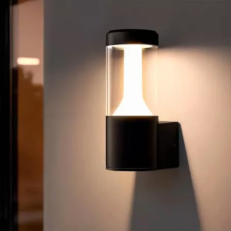 applique-exterieure-led-8w-noire-700-lumens-ip54