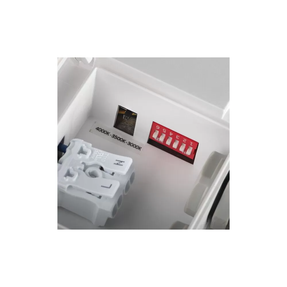 Plafonnier hublot carré détecteur BENO 12-18W CCT-L-SEW ip65