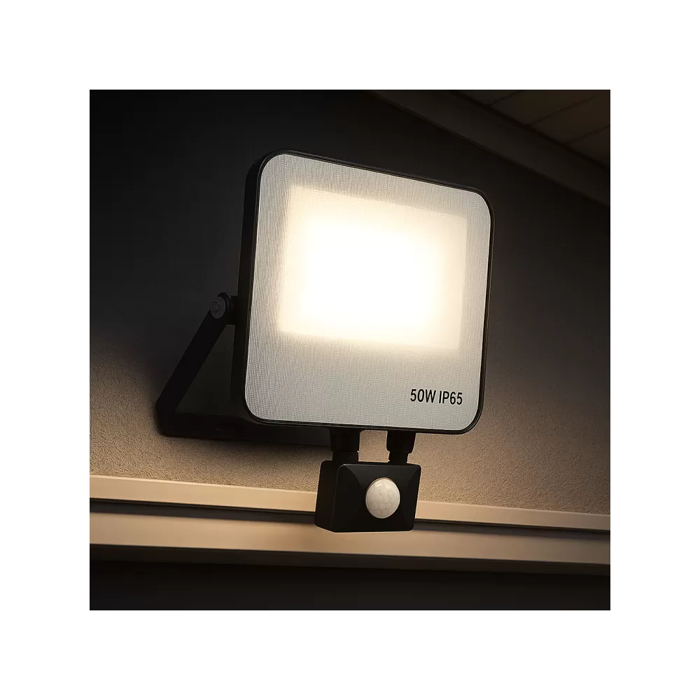 projecteur-led-detecteur-de-mouvement-pir-50w-6200-lumens-4000k