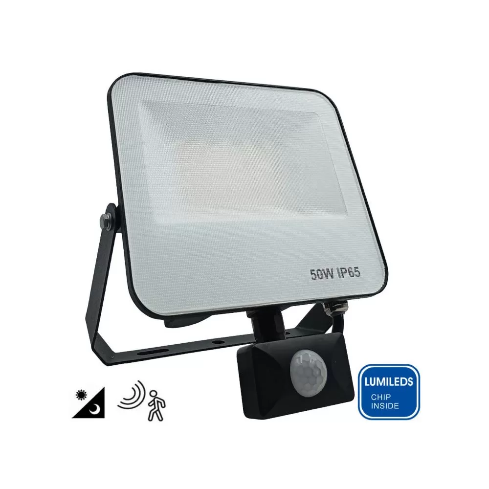 projecteur-led-detecteur-de-mouvement-pir-50w-6200-lumens-4000k
