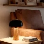 lampe-a-poser-metal-dore-et-boule-culot-e14
