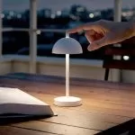 lampe-a-poser-led-3w-portable-metal-noir-rechargeable-usb