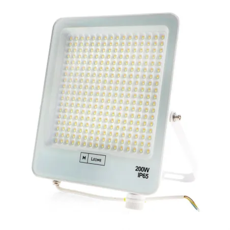 projecteur-blanc-led-200w-cct-24000-lumens-ip65