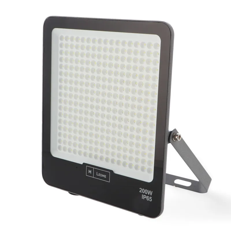 projecteur-led-osram-150w-noir-18000-lumens-ip65-dimmable