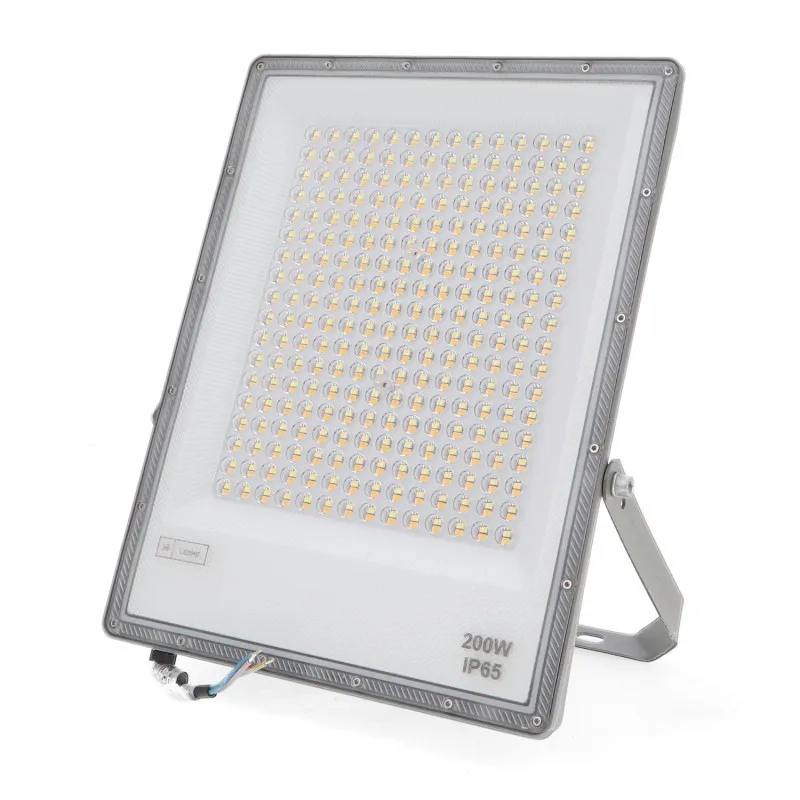 projecteur-gris-led-200w-cct-20000-lumens-ip65