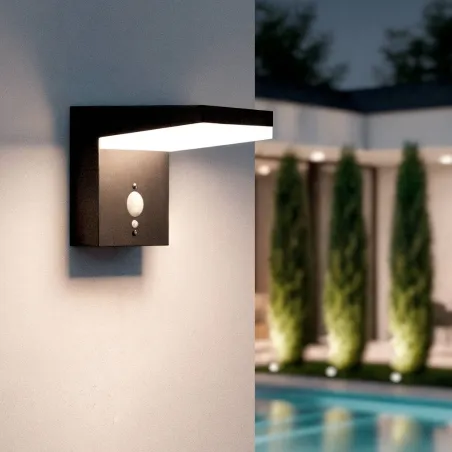 applique-solaire-noire-detecteur-de-mouvement-5w-led-350-lumens-3000k