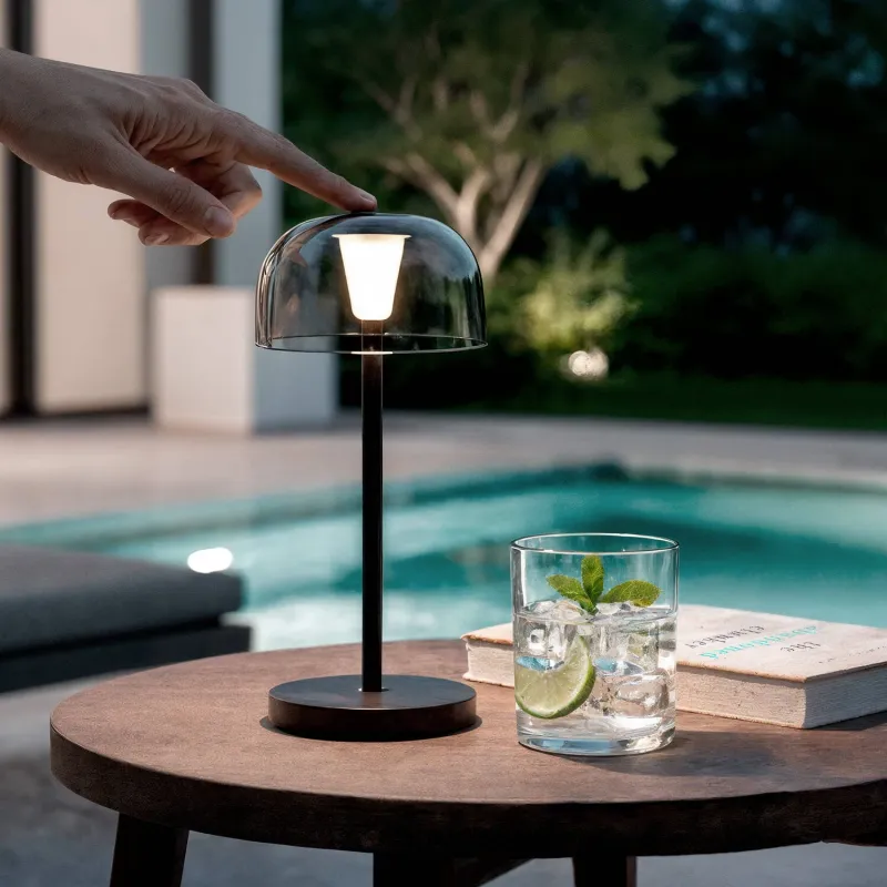 lampe-a-poser-led-2w-portable-metal-batterie-rechargeable-usb