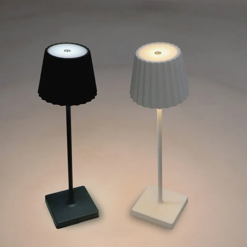 lampe-a-poser-led-cct-3w-portable-deco-140-lumens