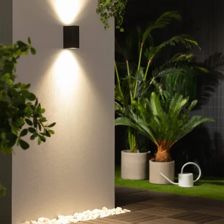 applique-murale-noire-double-spot-gu10-etanche-ip54