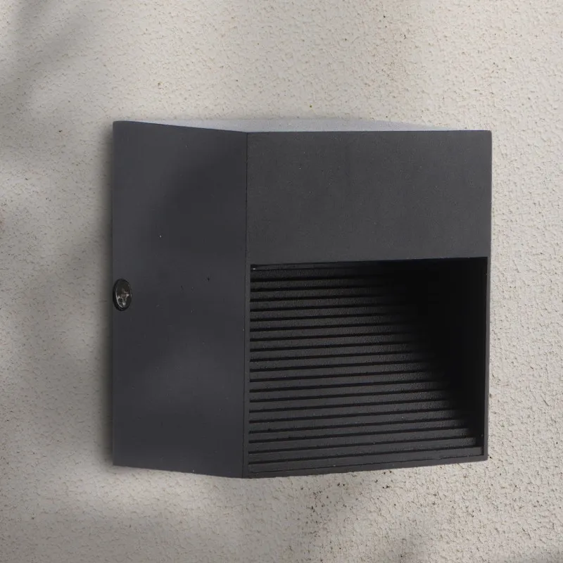eclairage-mural-exterieure-balisage-3w-led-250lm-carre-noir