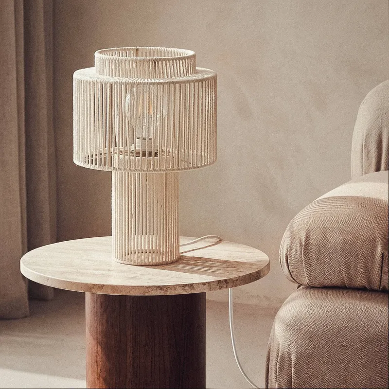 lampe-de-table-metal-blanc-culot-e27-abat-jour-corde