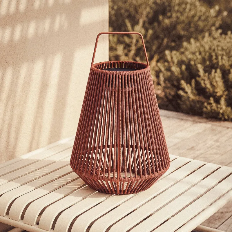 lampe-a-poser-solaire-led-style-paillotes