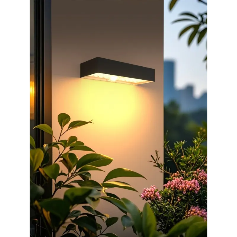 applique-exterieure-murale-solaire-900-lumens