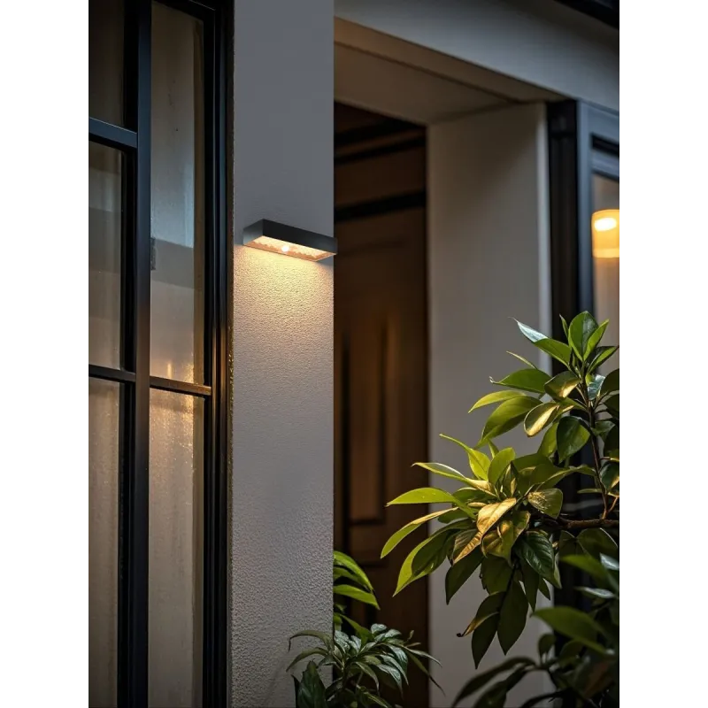 applique-exterieure-murale-solaire-900-lumens