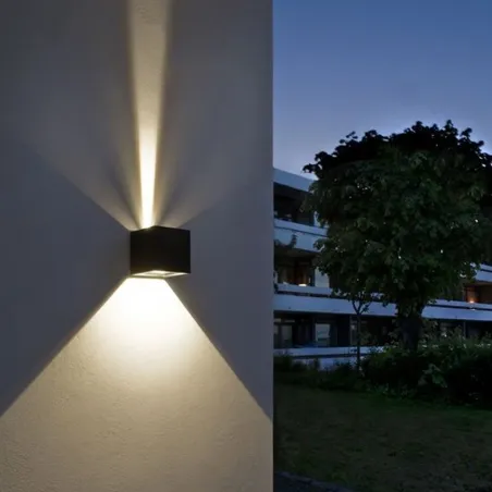 applique-exterieur-led-6w-380-lumens-3000k-cube-blanc-angle-ajustable-mural-ip44