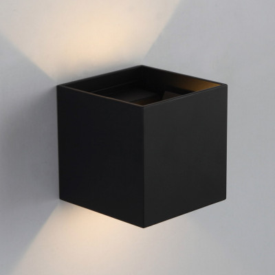 applique-exterieur-led-6w-380-lumens-3000k-cube-noir-angle-ajustable-mural-ip44
