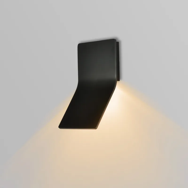 applique-led-noire-6w-420-lumens-3000k-balisage-couloir-chambre