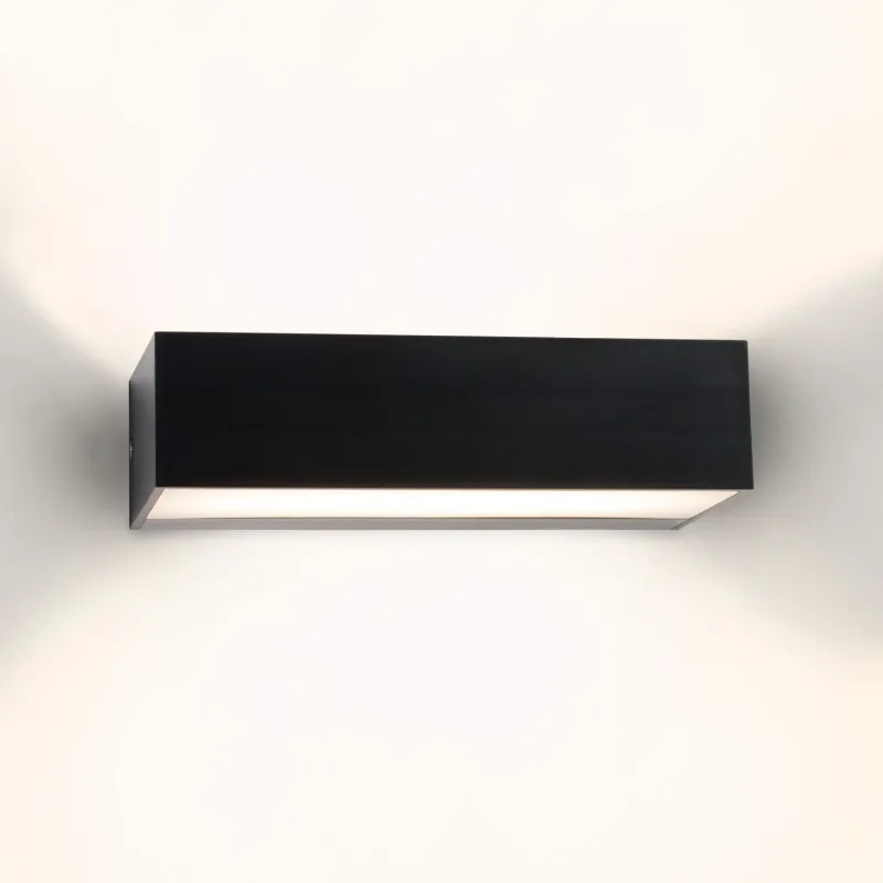 applique exterieur led rectangulaire noire 600lumens 17cm etanche ip65