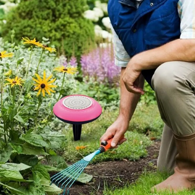 haut parleur bluetooth spot sur piquet solaire ip65 rgb+w eclairage jardin