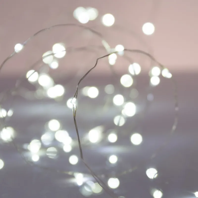 guirlande-led-a-piles-fils-de-fer-chromes-decoration-fetes-5-metres-ou-10-metres