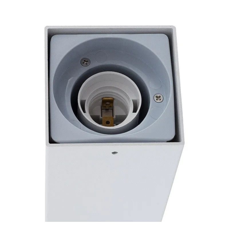 borne-de-jardin-blanche-74cm-culot-e27-ip54-220v