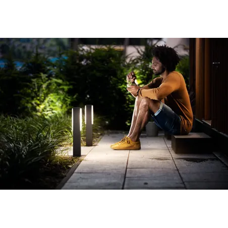 Borne potelet 40cm extérieure Philips 4.5w led 1000lm ip44 noire