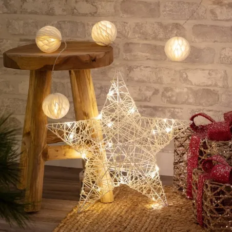 Décoration lampe forme étoile 42cm sur piles 3000k