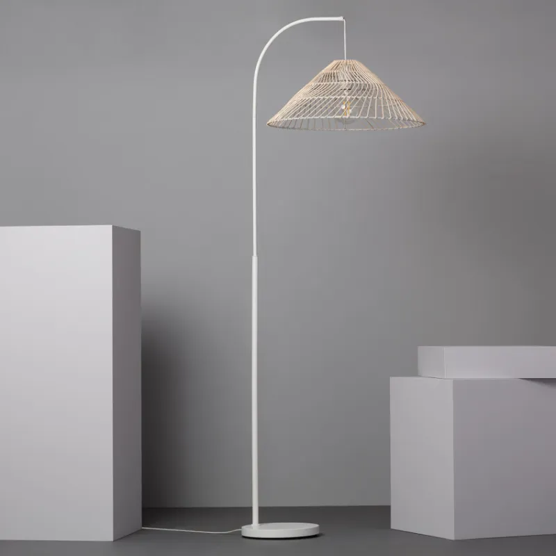 Lampadaire a poser métal rotin suspendu douille culot e27