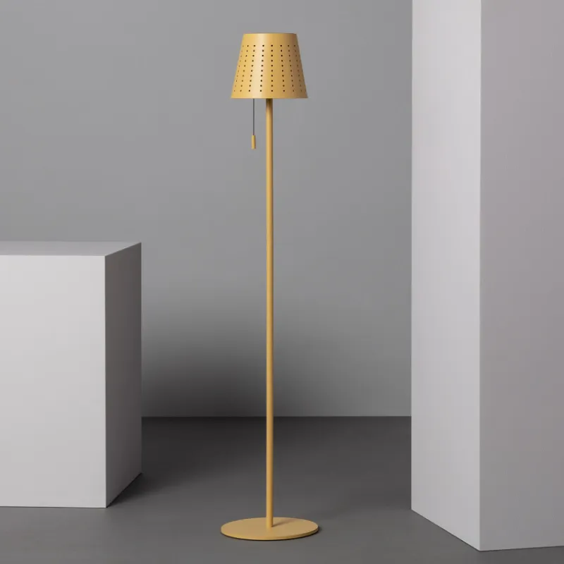 Lampadaire solaire étanche extérieur rechargeable nomade lumineux bali