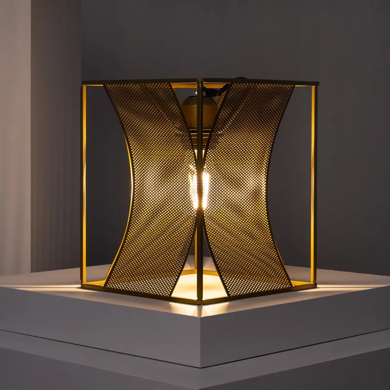 Lampe de table cage doré culot e27